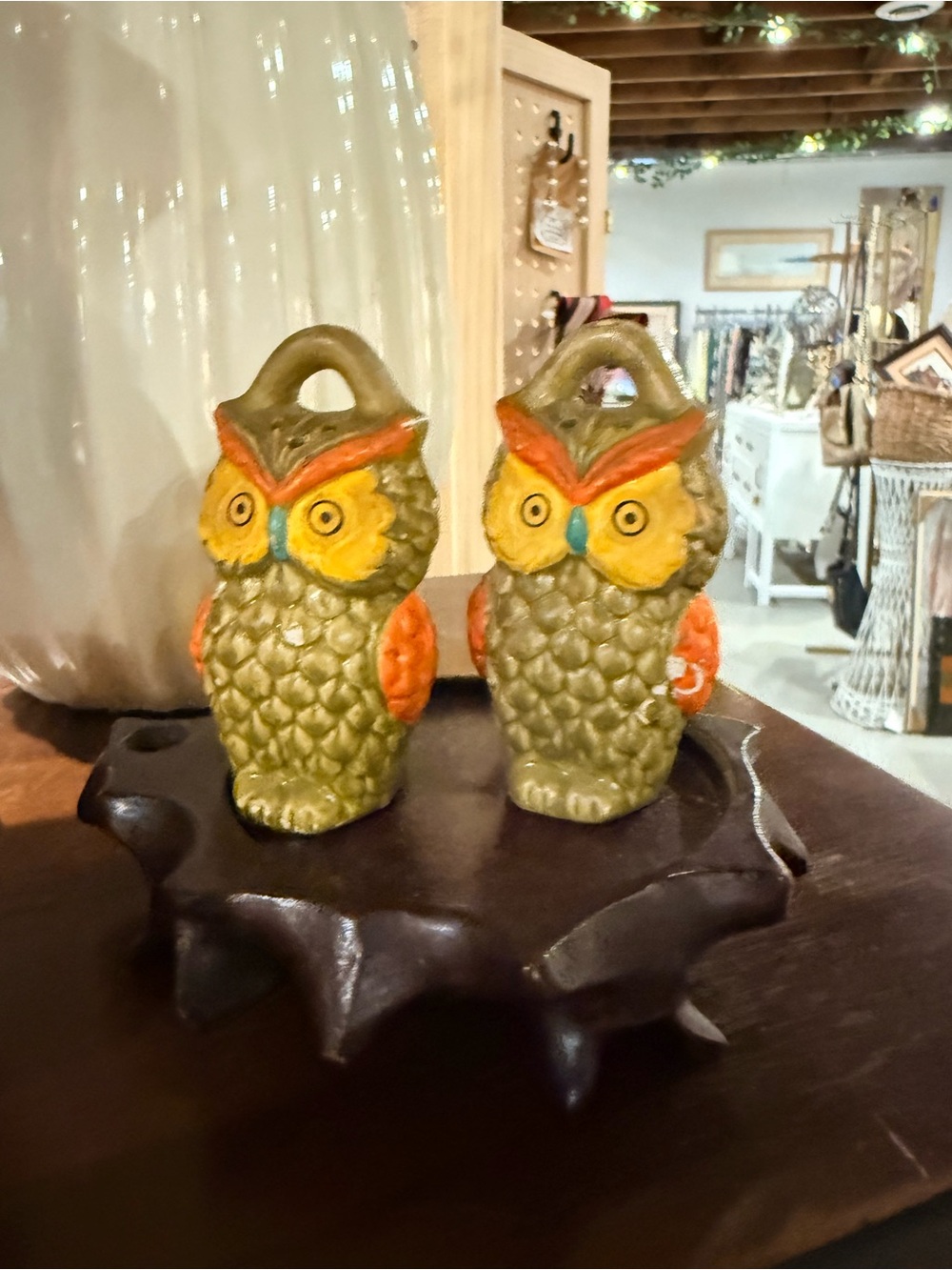 Vintage-Inspired Ceramic Owl Salt & Pepper Shaker Set - Green and Orange